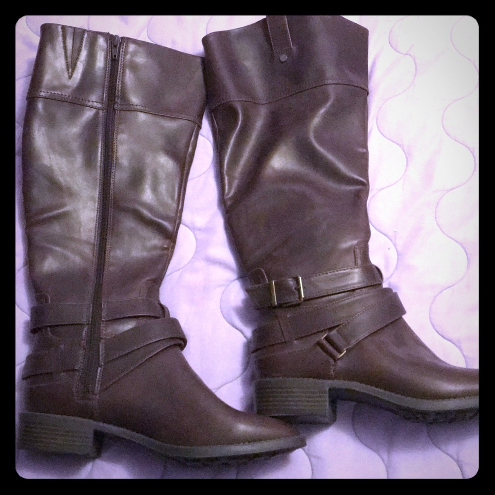 Leather Below Knee Heeled Long Brown Zipper Boots